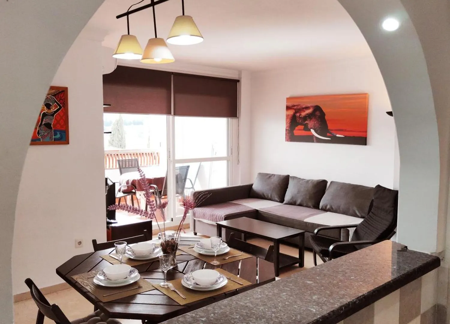 2Bdr Sunny Apartment With Pool And Private Parking In Benalmadena Spain